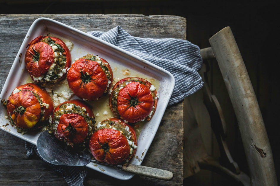 Fyllda tomater med arborioris och grönsaker - Sara Bäckmo